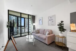 1311/105 Clarendon Street, Southbank