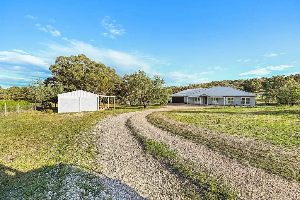 Clifton Grove 5房  Rural Tranquility, Town Convenience