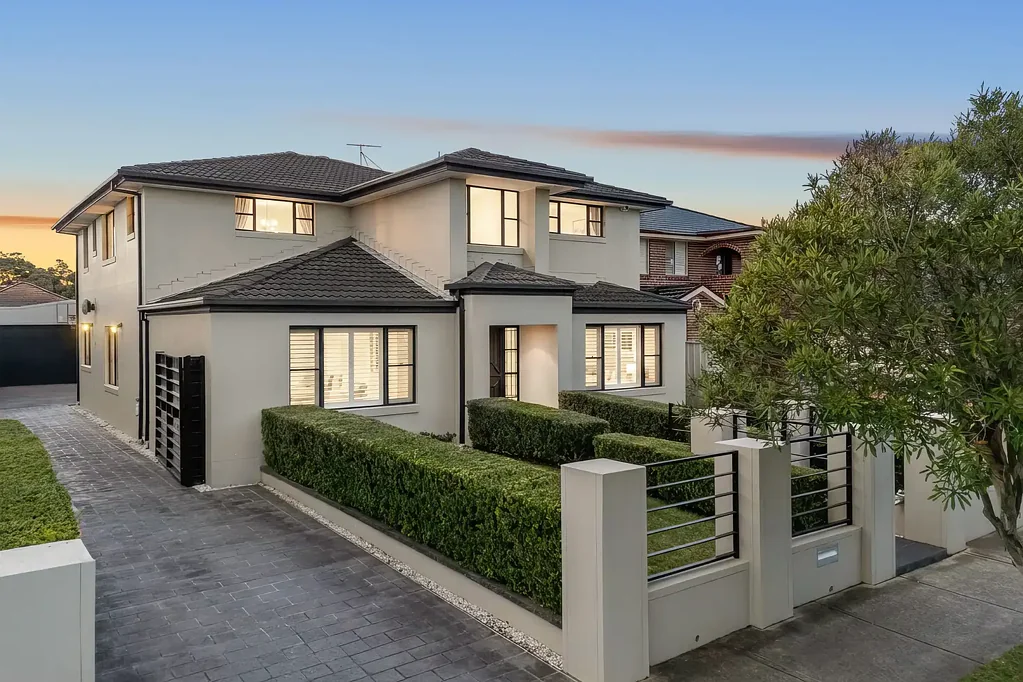 Croydon Park 6ห้องนอน Expansive Modern Family Home with 15.24m Frontage on a Prime 651sqm Parcel
