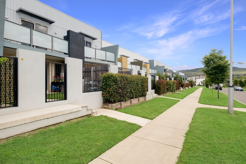 1 GIFFORD ST, COOMBS ACT 2611, 0房, 0浴, Townhouse