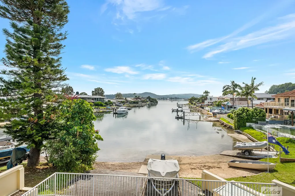 St Huberts Island 5房  First Time Offered – Waterfront Living with Stunning North-Facing