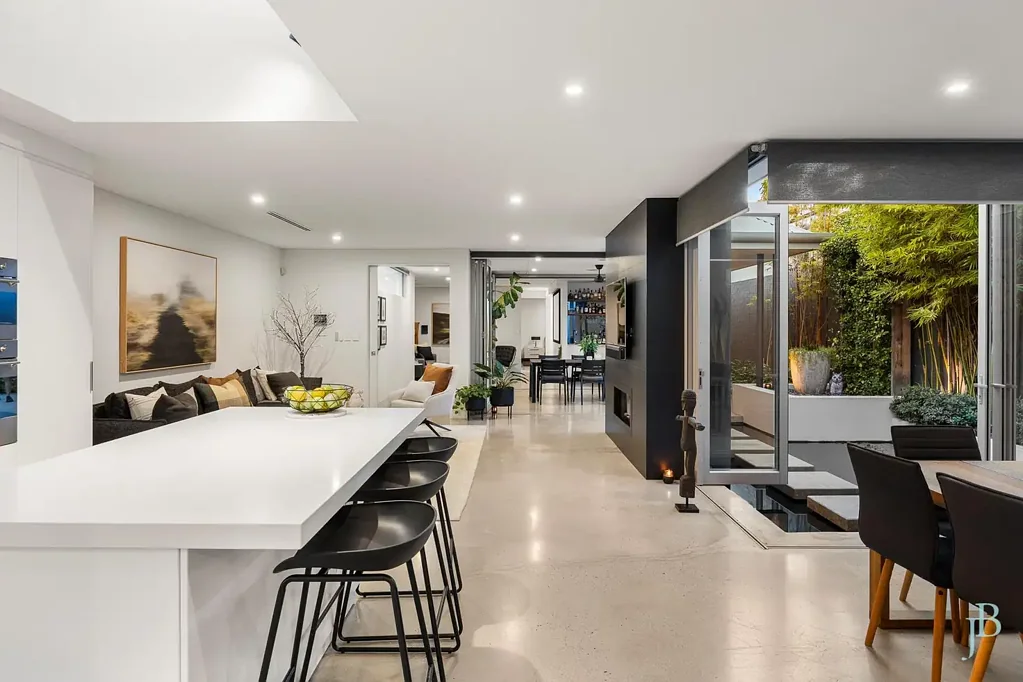 25B Cookham Road, Lathlain, WA 6100
