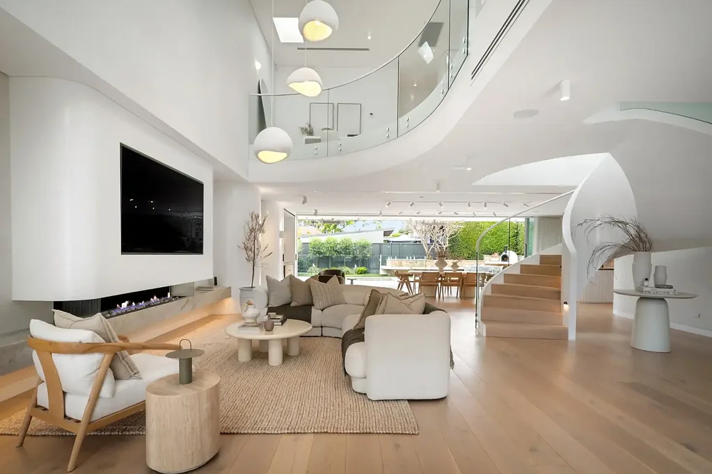 Arncliffe 4ਬੈੱਡਰੂਮ Stunning contemporary family home and entertainer