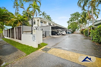 Bungalow 2房  LOW MAINTENANCE LIVING IN A QUIET BOUTIQUE COMPLEX