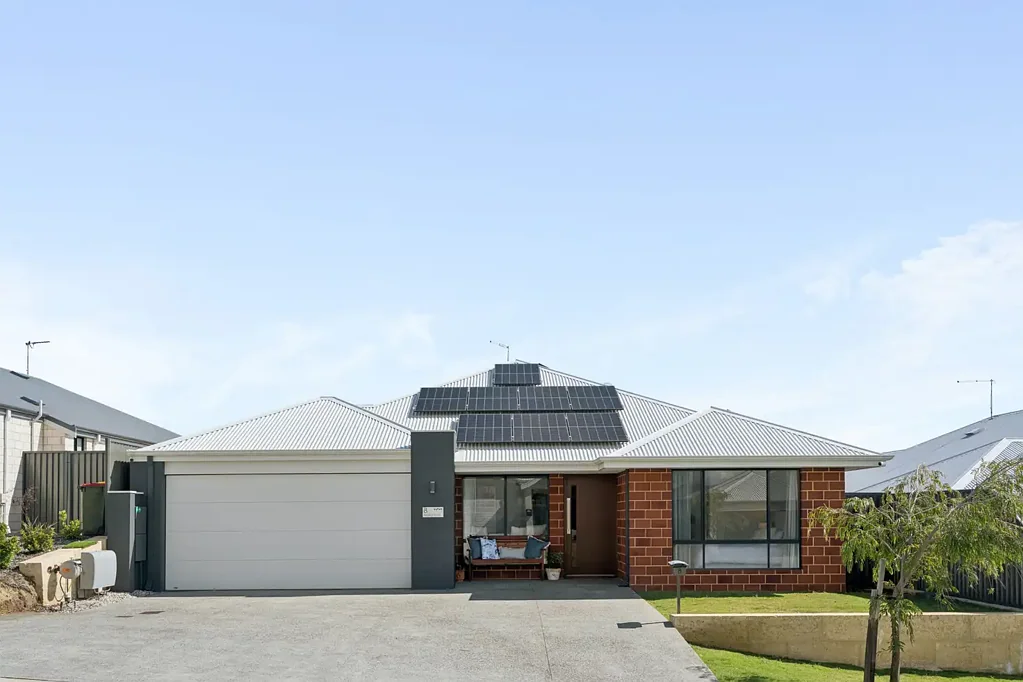 Yanchep 4બેડરૂમ Stylish Family Home with Entertainer�s Appeal