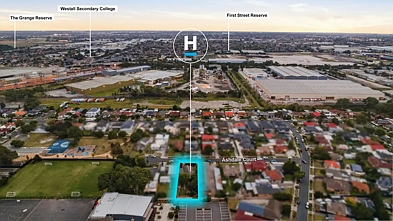 Iba Pa - 5 ASHDALE CT, SPRINGVALE VIC 3171