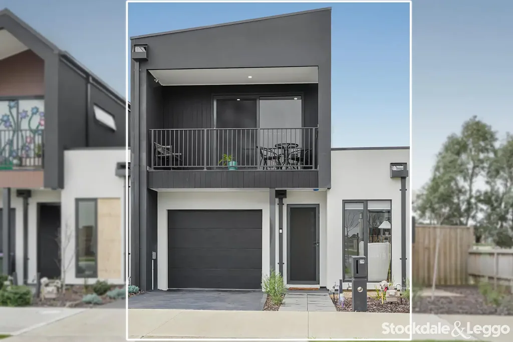 Sophisticated Corner Townhouse Living in the Heart of Wollert