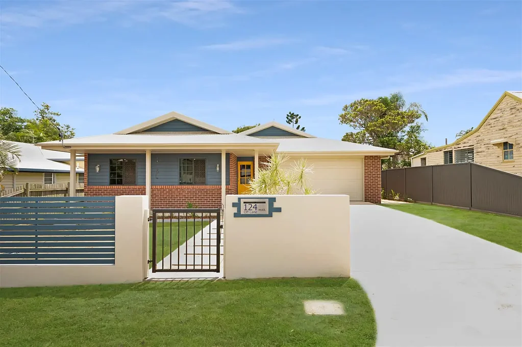 South Gladstone 4ਬੈੱਡਰੂਮ Immaculate Family Home Located in the Heart of Gladstone