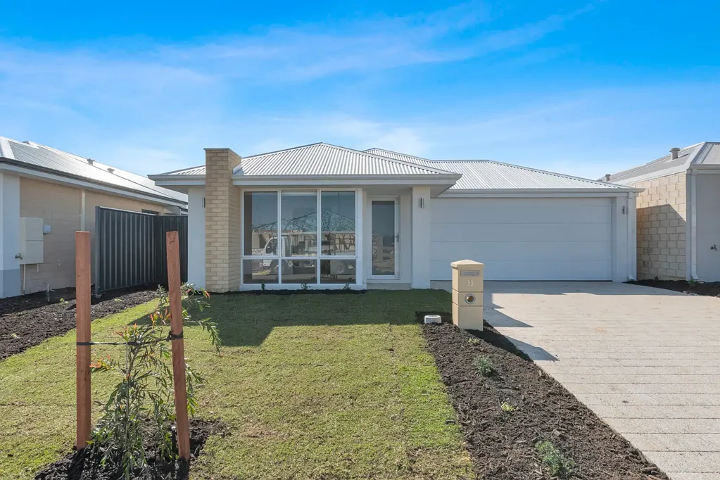 4 x 2 Family Home in Baldivis