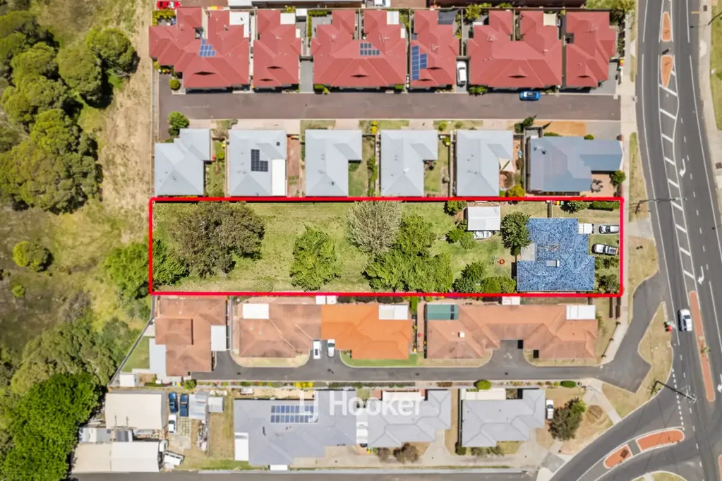 South Bunbury 4Zimmer Developers Alert! R40/60 - Mixed Use Residential