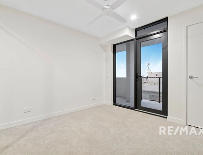 1006/21 Carl Street, Woolloongabba, Brisbane - Southern Region, 3 कमरे, 2 बाथरूम, Apartment