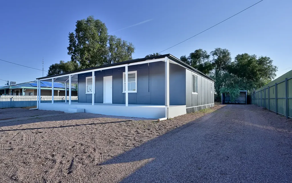 Stirling North 4 Slaapkamer Newly renovated & move in ready property