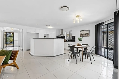 厨房 - 13 Pheasant Court, Heritage Park, QLD 4118