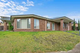 44 View Hill Drive, Traralgon