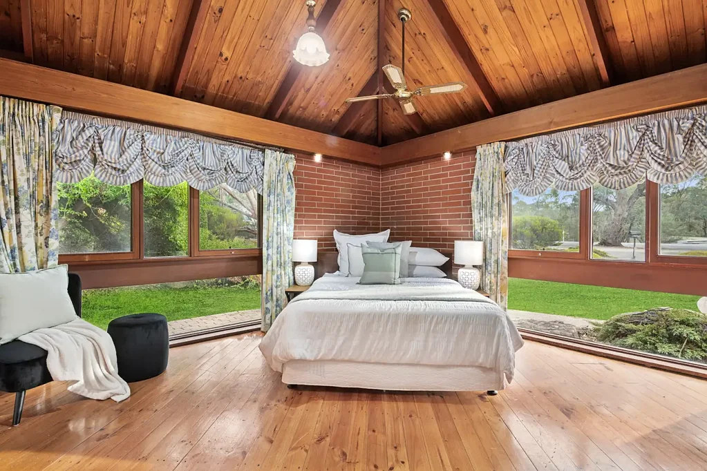 33 Main Road, Belair, SA 5052