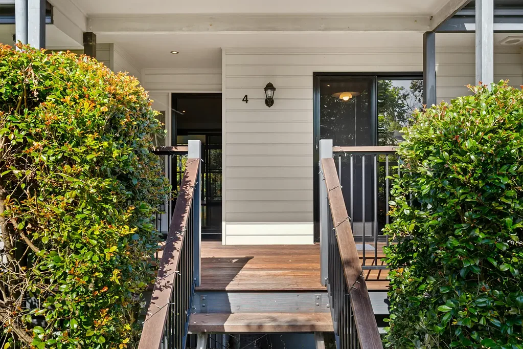 Mooloolah Valley 3 Bedroom Character, Space & Convenience!