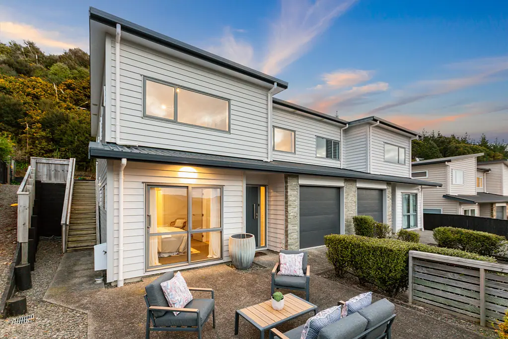 5 Pacific View, Whitby, Porirua, Wellington