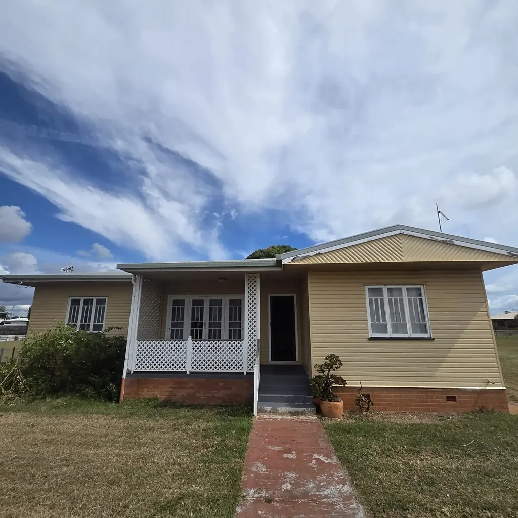 3 Bedroom Home in Theban