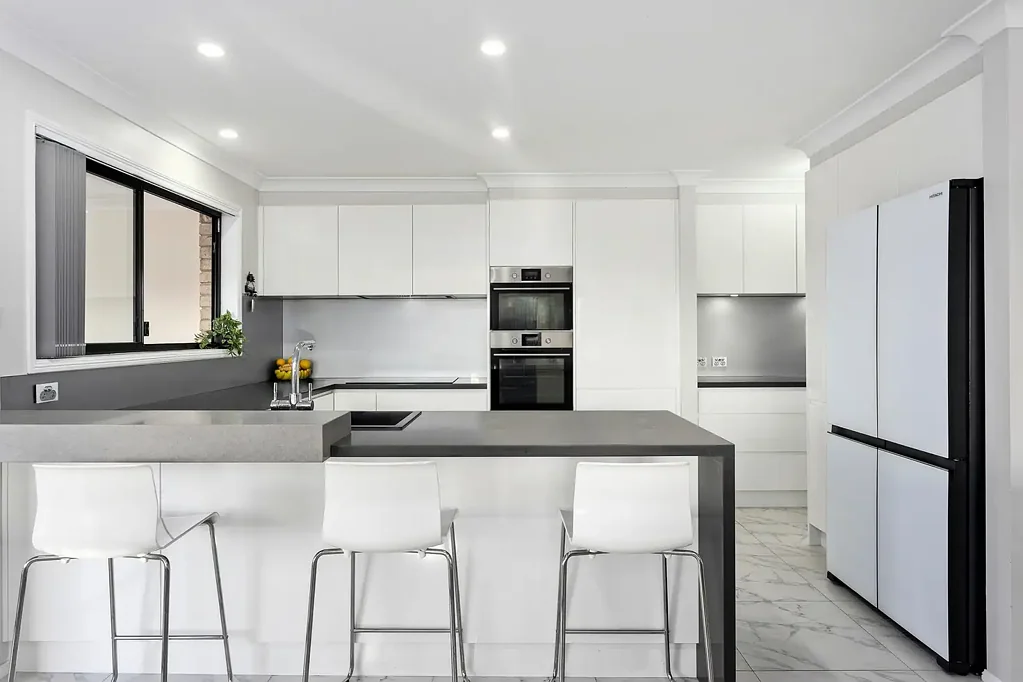Albion Park 5Moenga Spacious family luxury with stunning Illawarra views