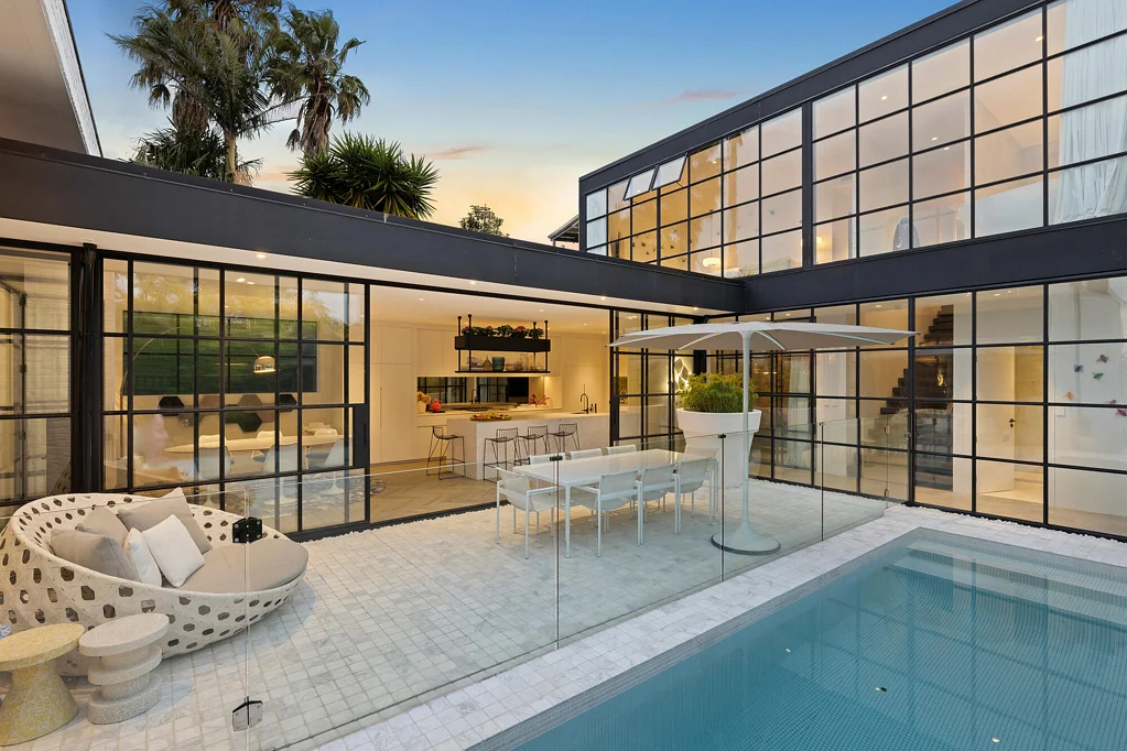 Grey Lynn 4chambre Final Notice - Auction Wednesday
