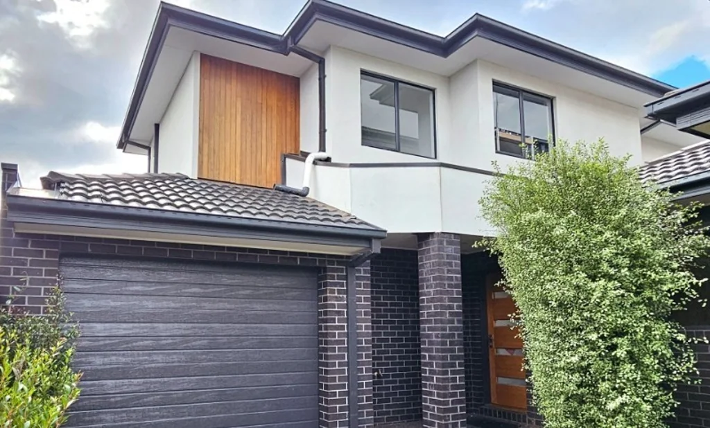 Modern Townhouse Living in the Heart of Chadstone