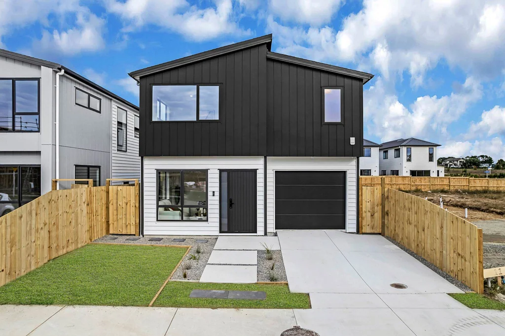 Karaka 5ห้องนอน Space, Style + Top School Zone