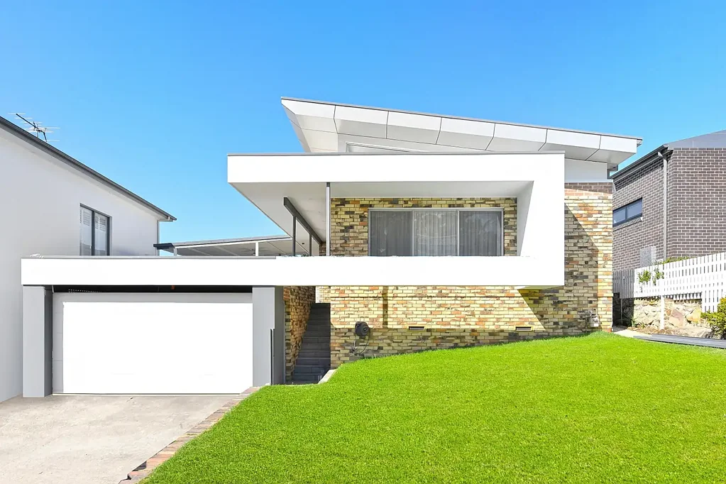 4-Bedroom Family Home with Pool