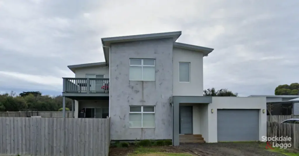 Family home close to the beach!