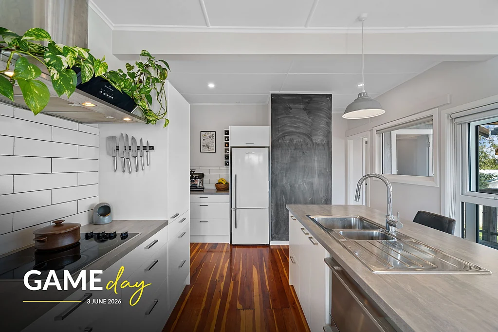 Takanini 3chambre #GAMEDAY - Vendors have purchased must sell!!