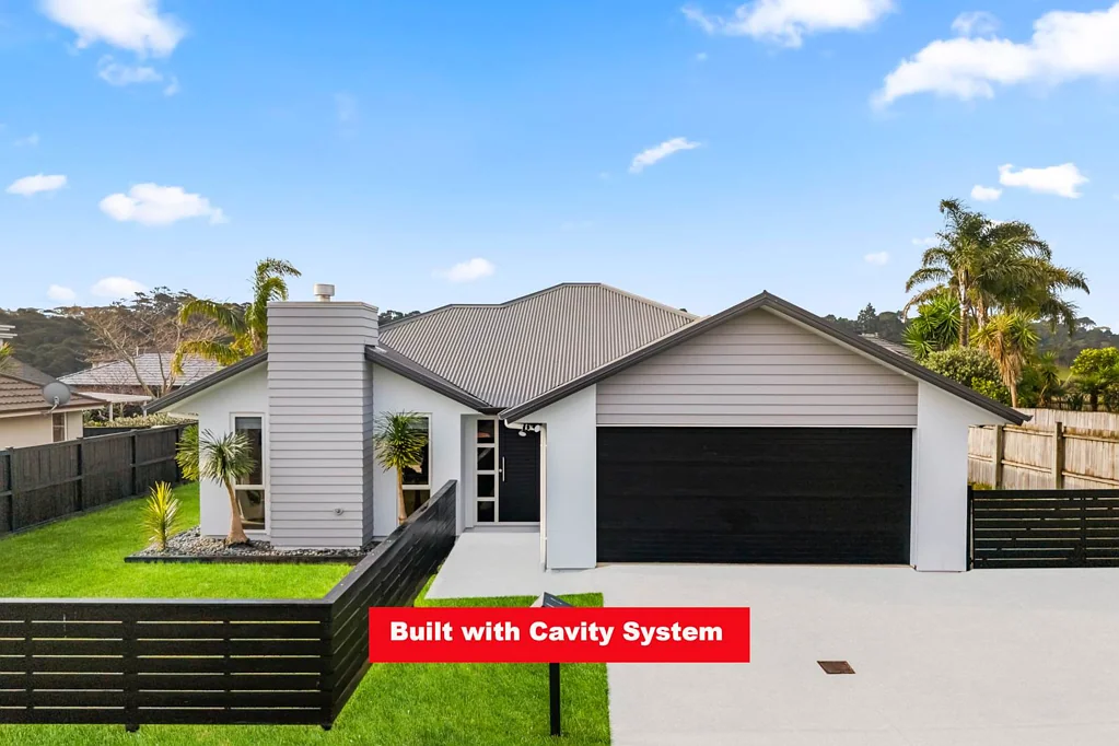 18 Huntington Park Drive, Greenhithe, North Shore City, Auckland