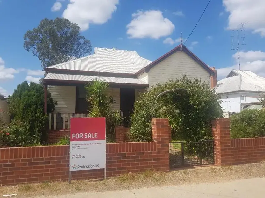 53 Gardiner Street, Moora, WA 6510