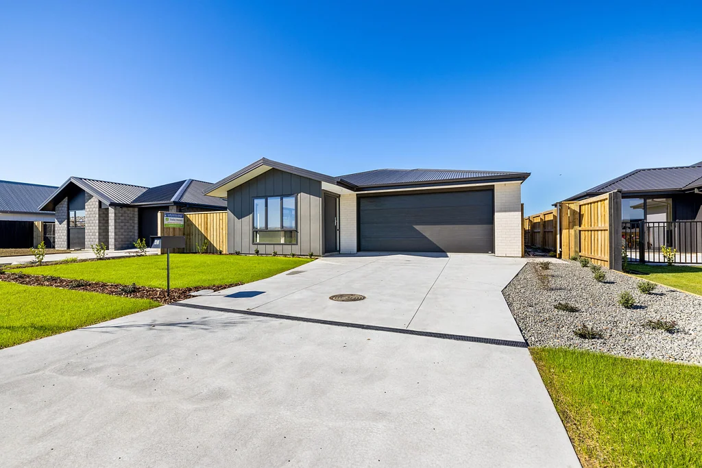 Amberley 4房  Seriously For Sale - Investors Take Note