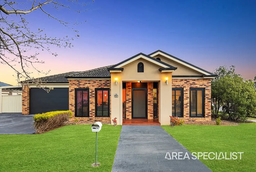 Caroline Springs 4غرفة نوم The Brief: Rare Opportunity in Prime Location