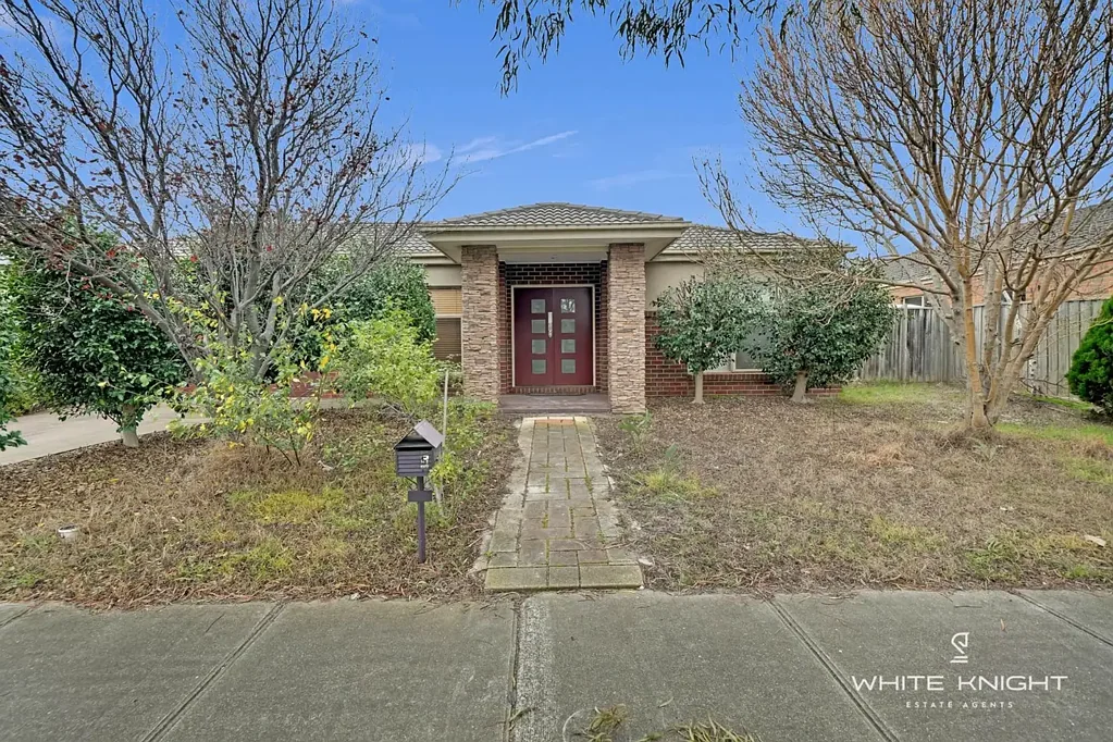 White Knight Presents a Perfect Family Home For Lease