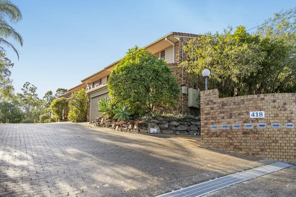 Convenient Townhouse Living in the Heart of Shailer Park