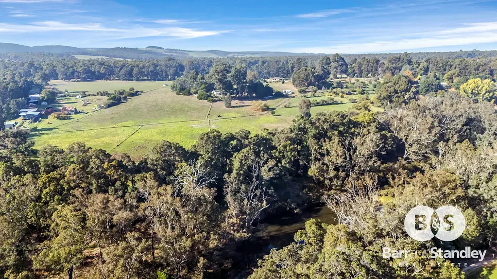 20 Thomas Road, Nannup, WA 6275