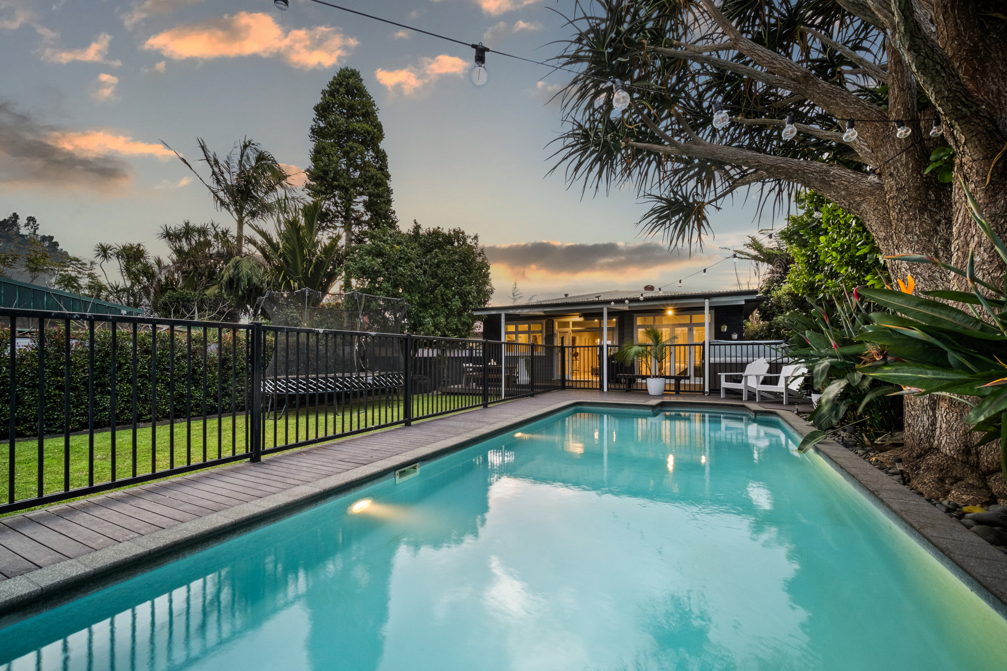 7 Pasadena Avenue, Point Chevalier, Auckland, 4 chambres, 0 salles de bain, House