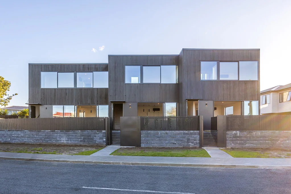 Brand New Waterfront Townhouse | 4 Bedrooms | Tandem Parking for Two Cars | $970 Per Week