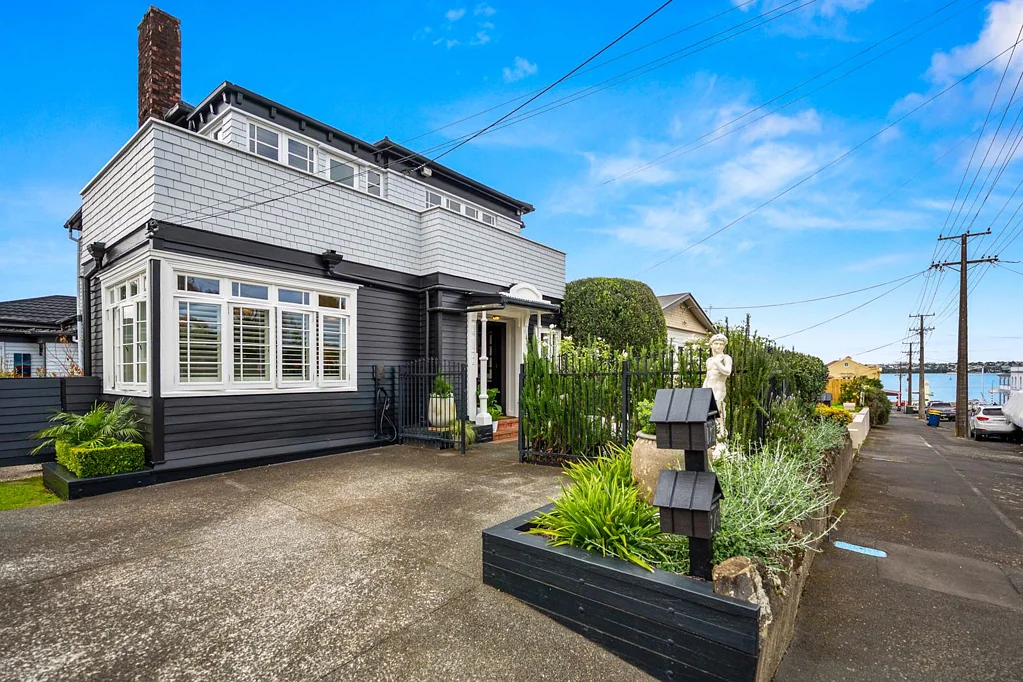 1/12A Church Street, Devonport, North Shore City, Auckland
