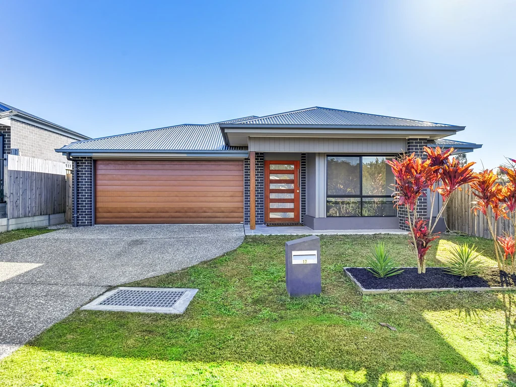 17 Sandra Circuit, Deebing Heights, QLD 4306