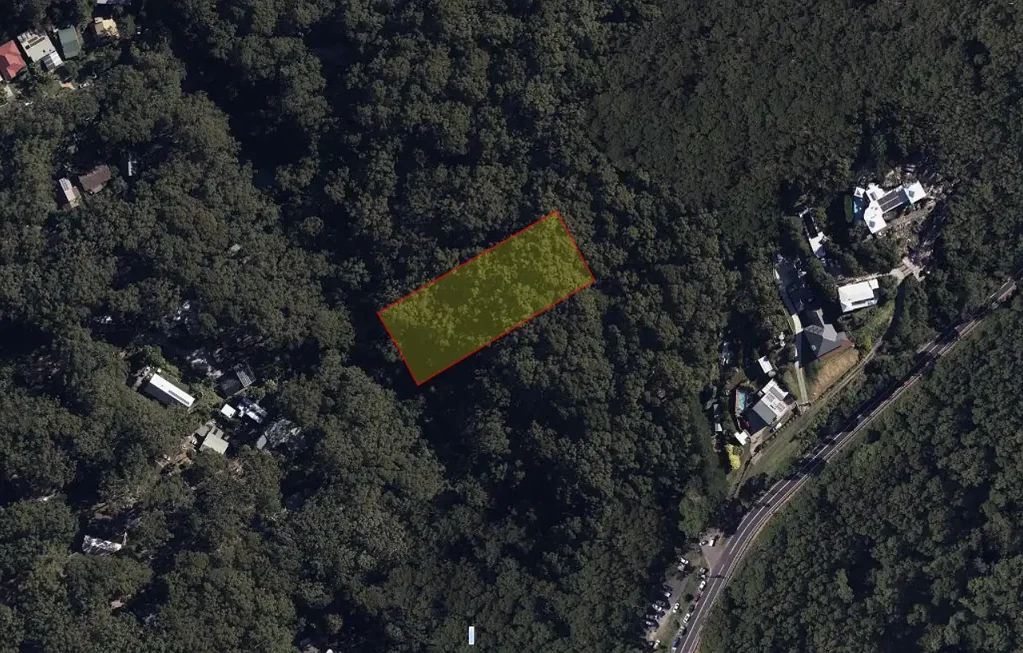 Otford 大宅3630平米 中心海岸地段 宁静生活 便捷交通 精致海滩 公园触手可及 Vacant Land C3 Zoning - This is one for the future