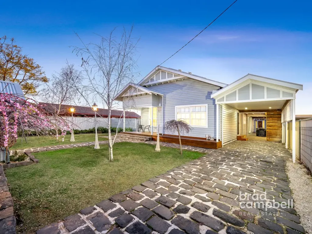 Shepparton 4房  STUNNING HAMPTONS FAMILY HOME IN MAUDE STREET