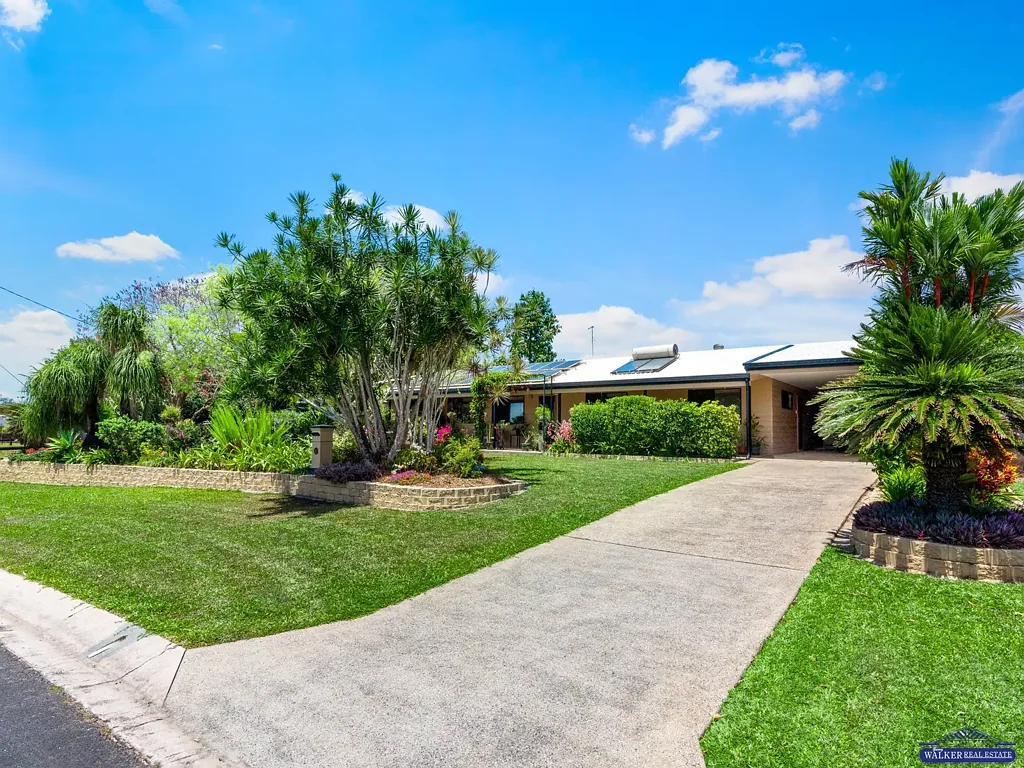 25 Alberta Drive, Woree, QLD 4868