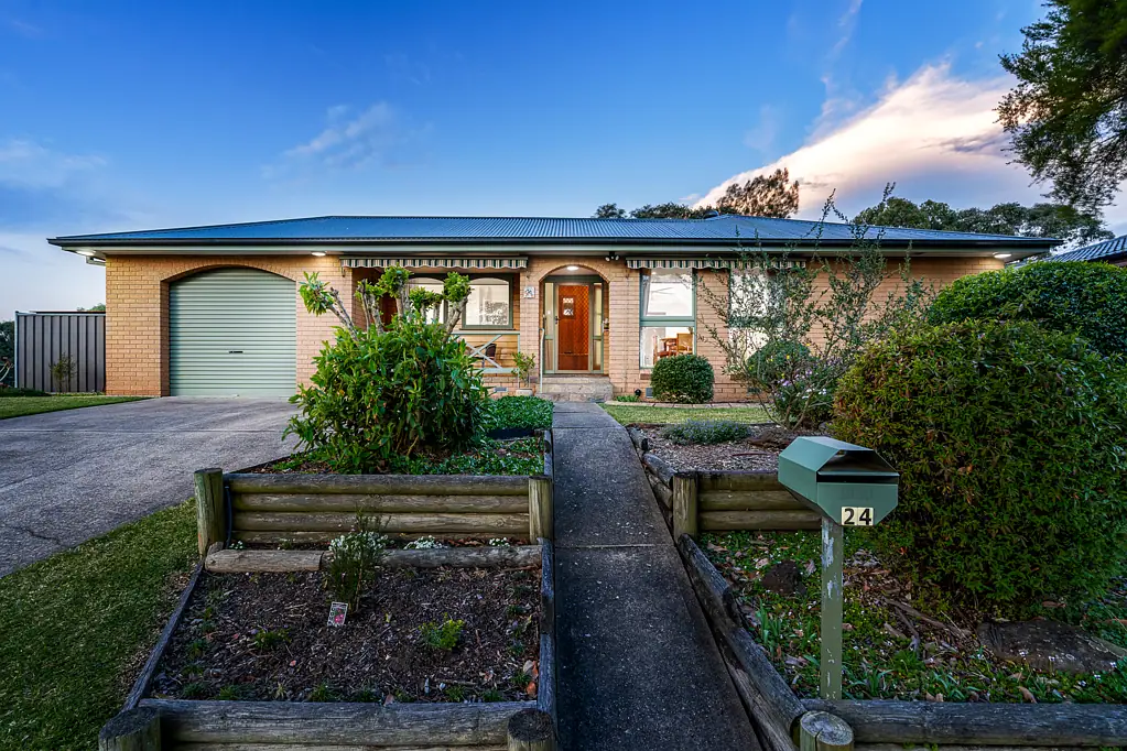 24 Shanke Crescent, Kings Langley, NSW 2147