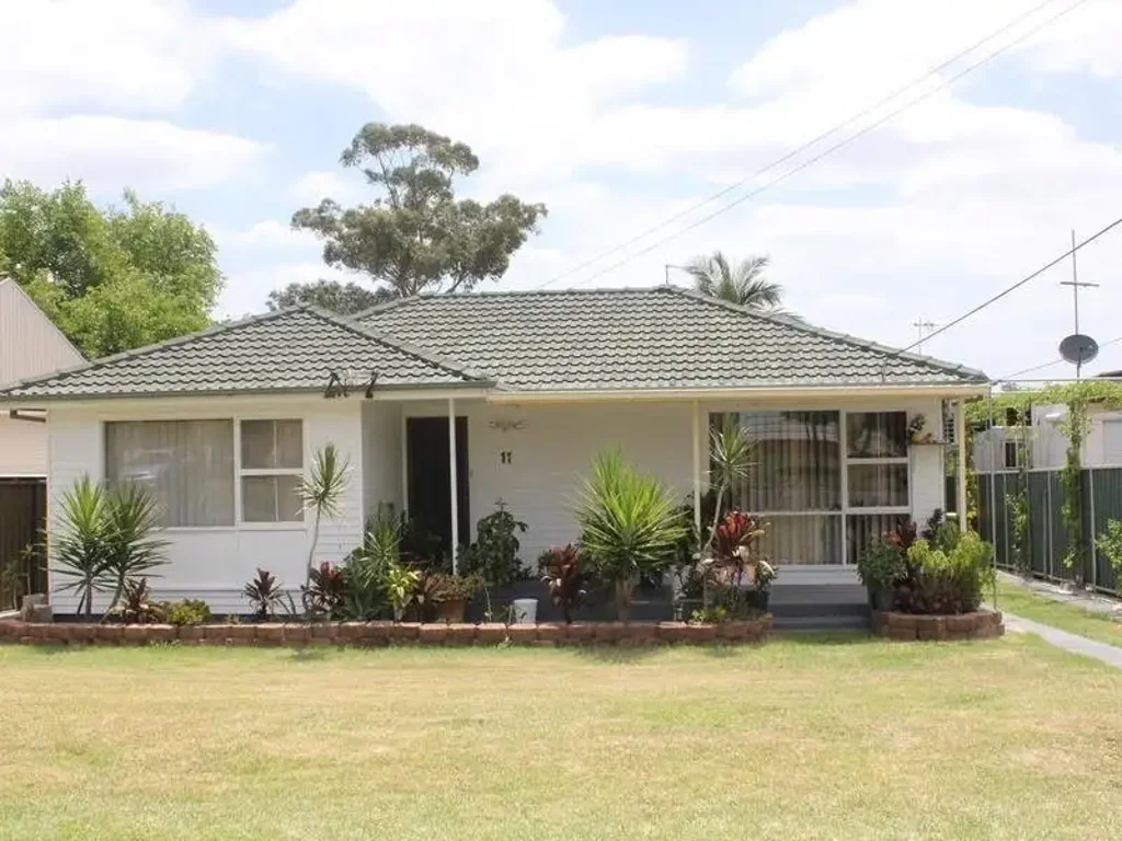 Three Bedrooms Home In Superb Location