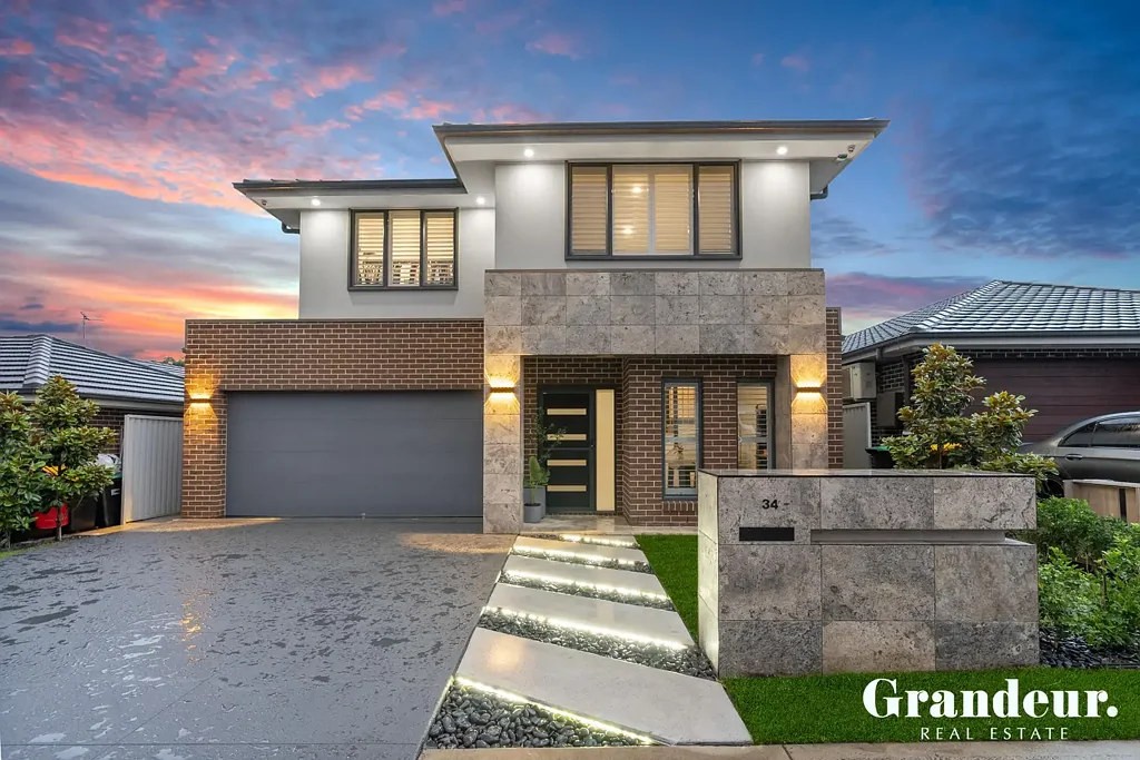 Austral 4 Bedroom Grand Style, Prime Location.