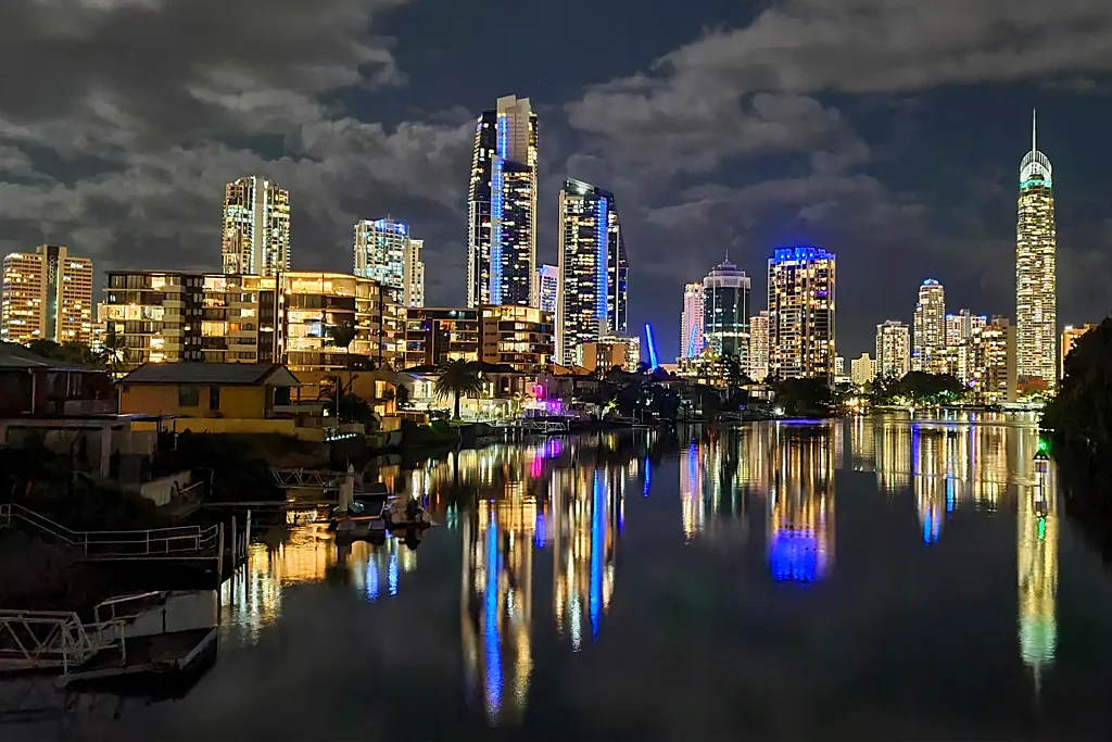 Surfers Paradise 3 Bedroom A Rare Gem in Circle on Cavill