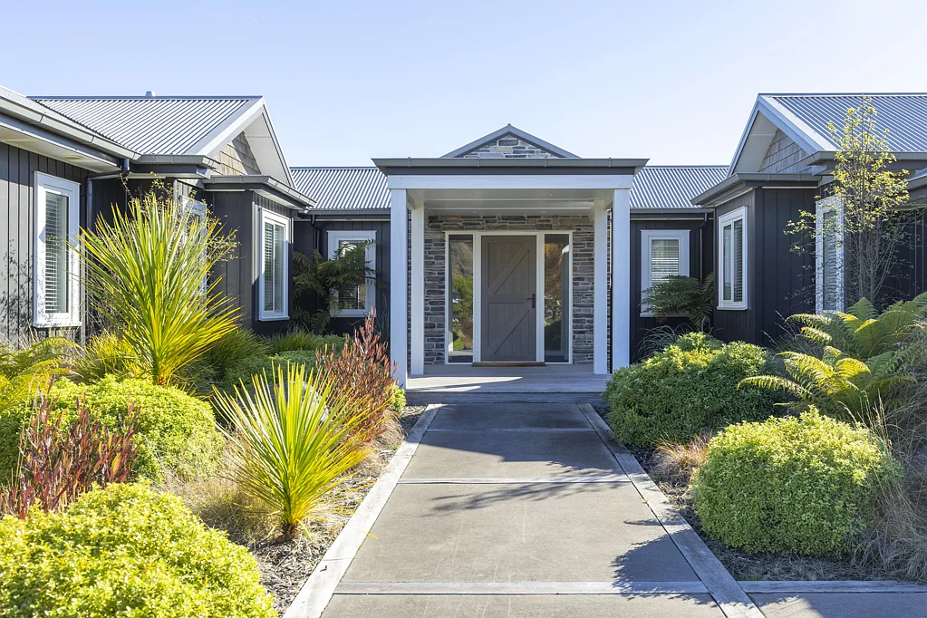 Kinloch 4房  Exceptional Kinloch Home Awaits