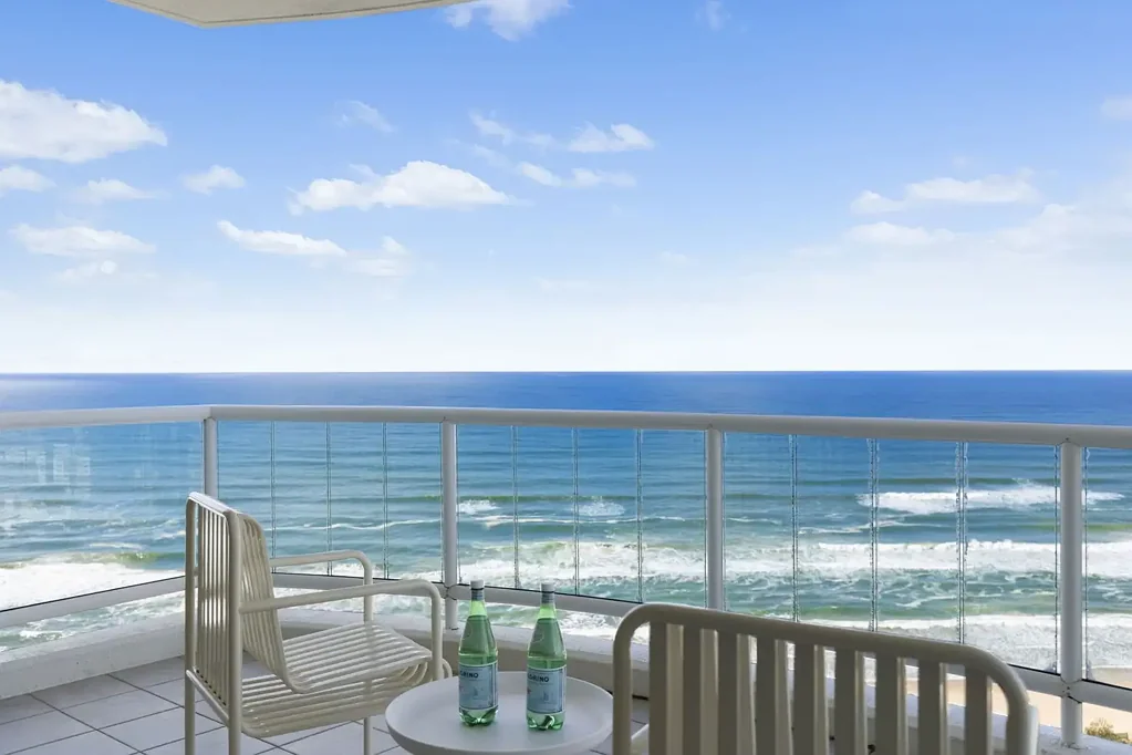 116/177 Old Burleigh Road, Broadbeach, QLD 4218