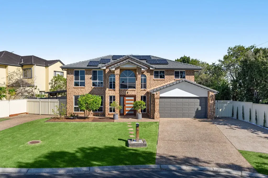 Thornlands 4Zimmer Fully Renovated Family Home - Huge Shed + Pool